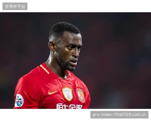 马丁内斯面临极端温差挑战，需在不同赛区部署差异化高位压迫战术体系。